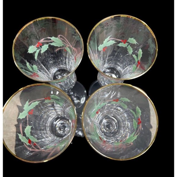 Christmas Champagne Flutes Chrystal Clear w Poinsettia Glass 9.5' Tall. Set of 4 - Picture 5 of 8